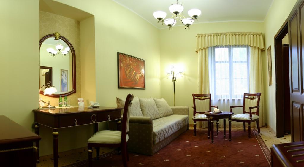 Dwór Dębowiec I Habitación foto